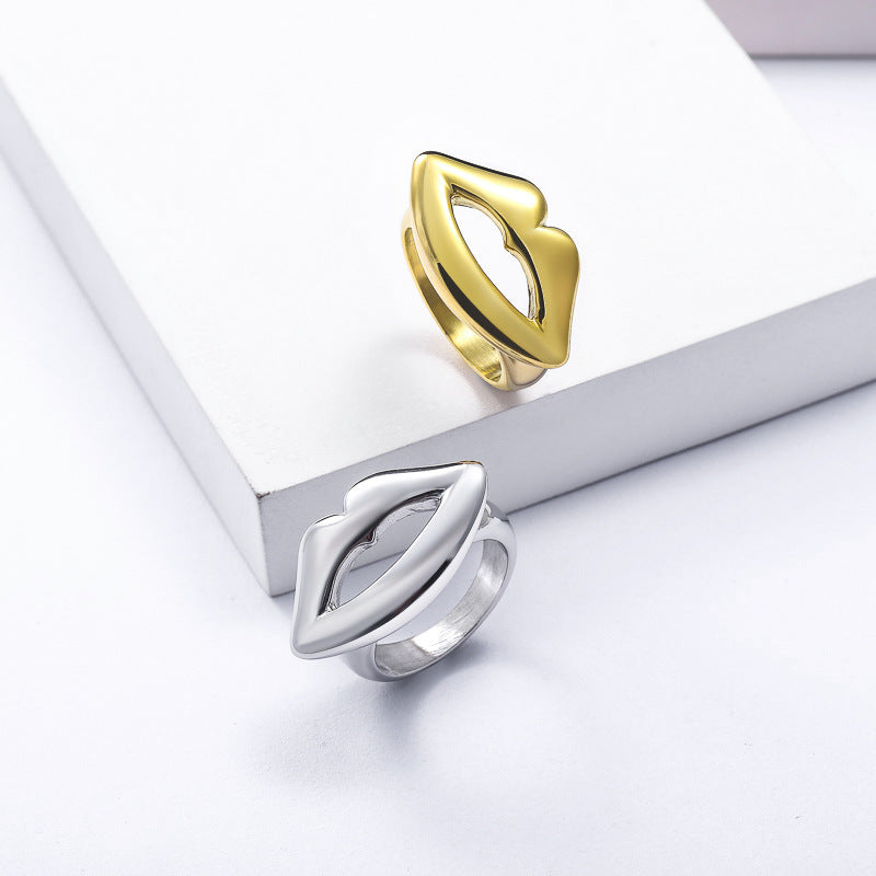 Titanstahl Lippenring – Individueller Statement-Schmuck in Stahl & Gold